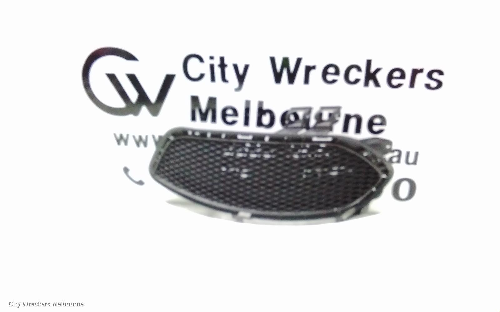 MERCEDES CLA CLASS 2015 Right Indicator/Fog/Side