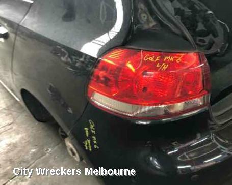 VOLKSWAGEN GOLF 2011 Left Taillight