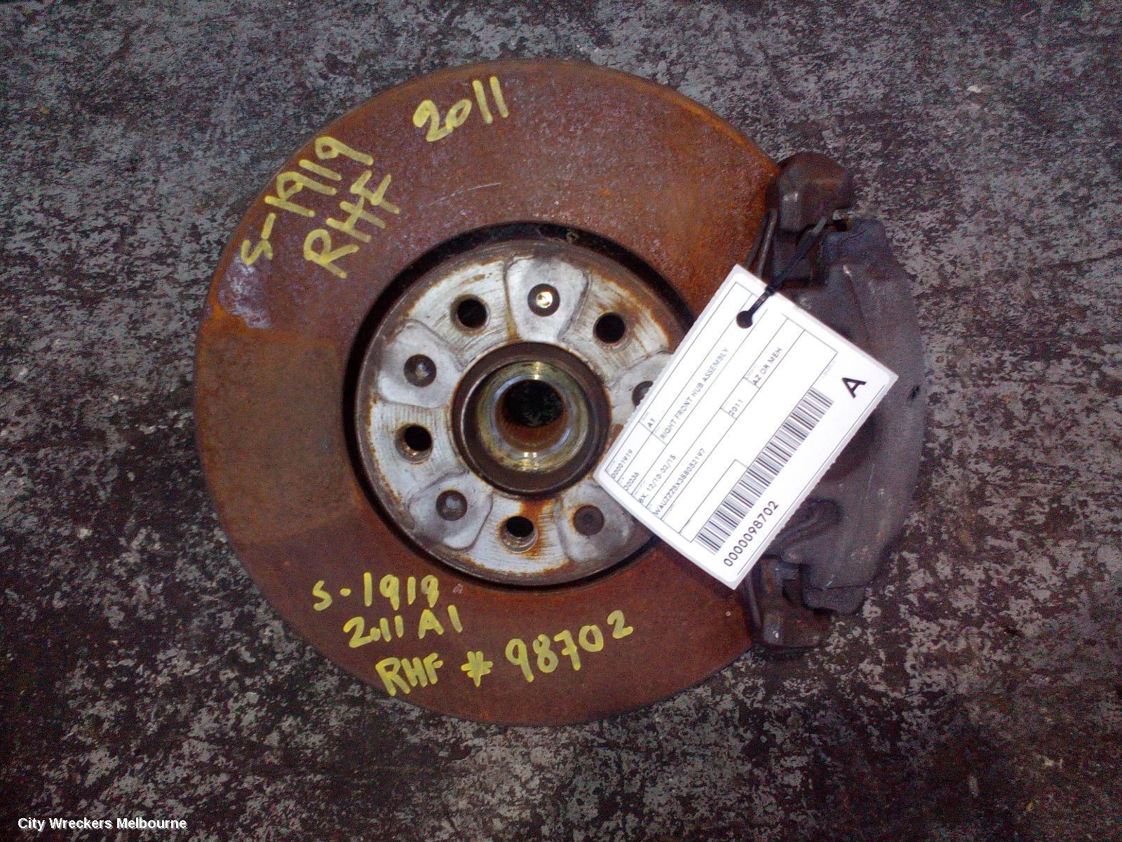 AUDI A1 2011 Right Front Hub Assembly