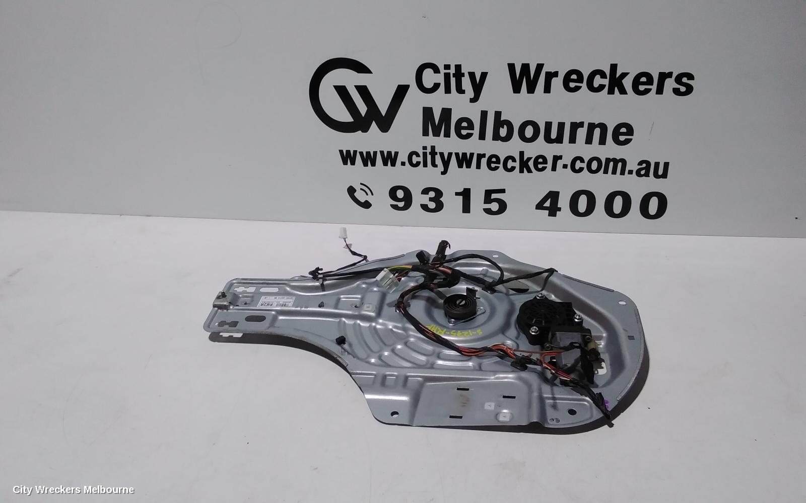 HYUNDAI TUCSON 2009 Right Front Window Reg/Motor