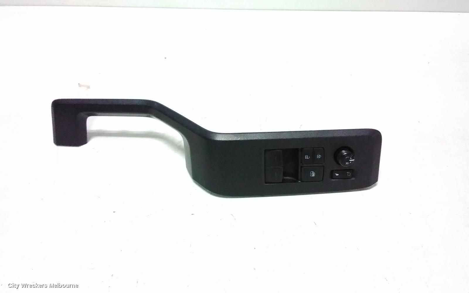 TOYOTA HIACE 2019 Pwr Dr Wind Switch