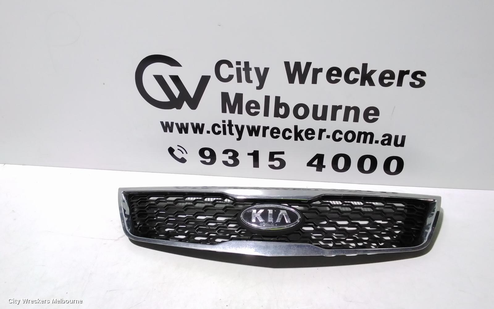 KIA CERATO 2012 Grille
