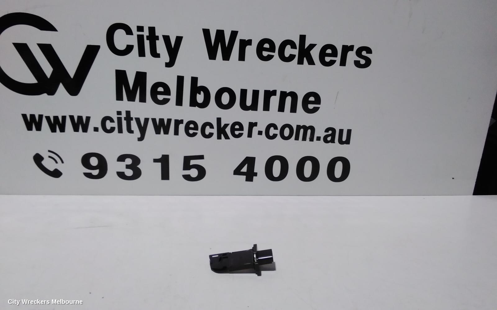 LAND ROVER RANGEROVER EVOQUE 2015 Air Flow Meter