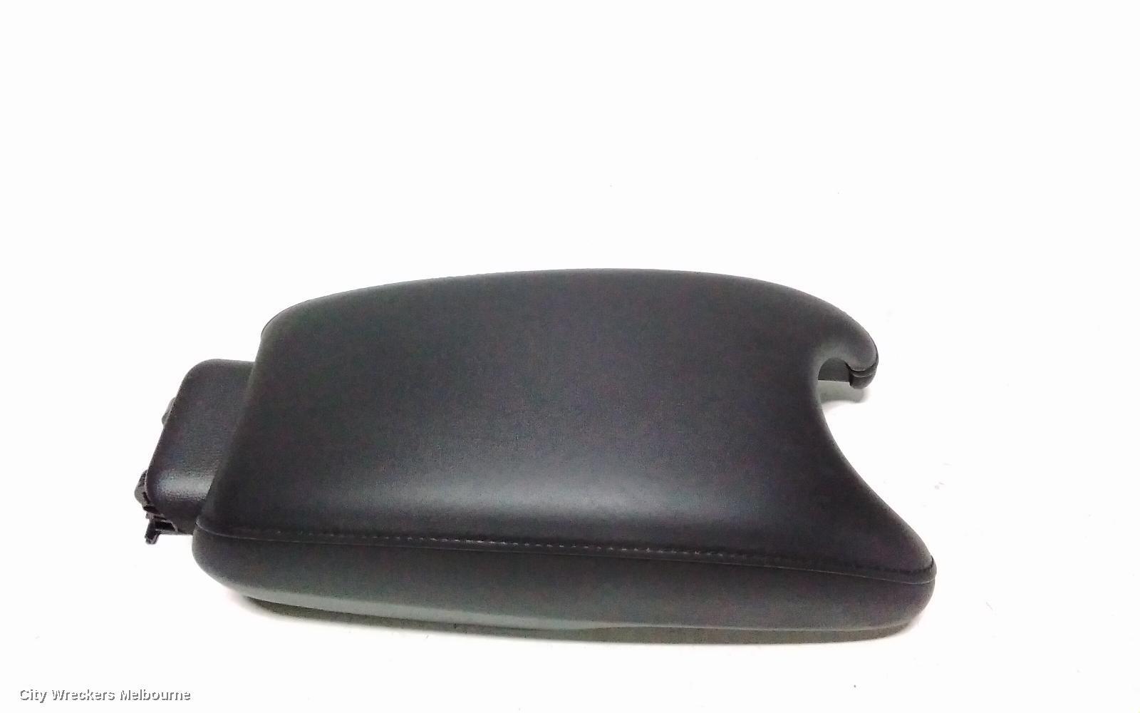 HONDA HRV 2018 Console