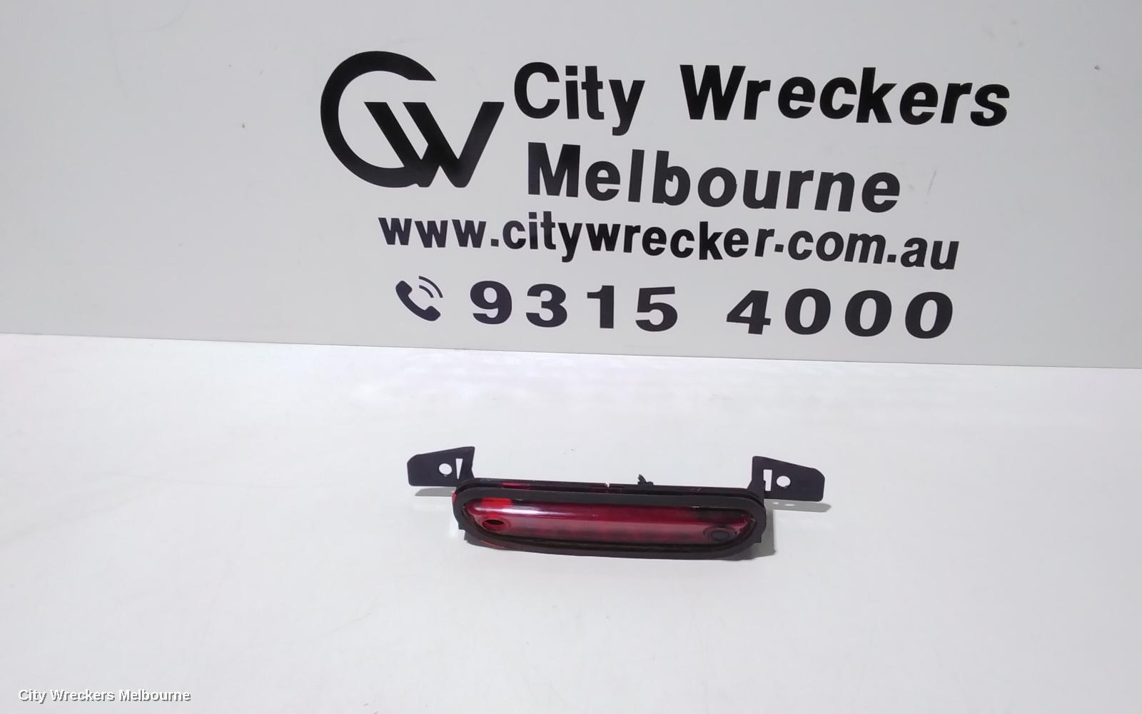 CHRYSLER 300C 2014 High Level Stoplight