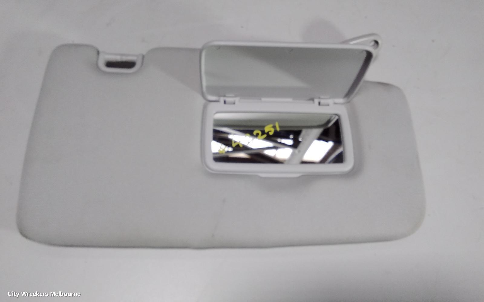 SUBARU FORESTER 2015 Sunvisor