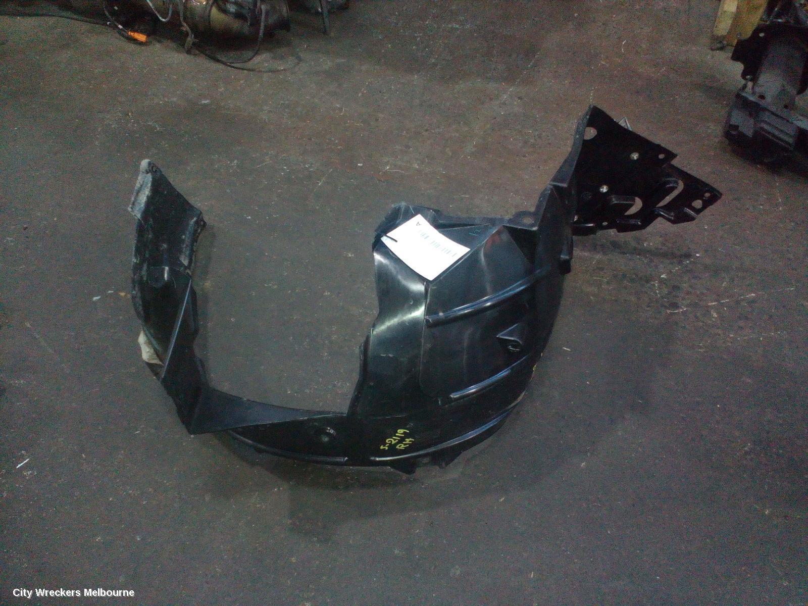 HONDA HRV 2019 Right Guard Liner