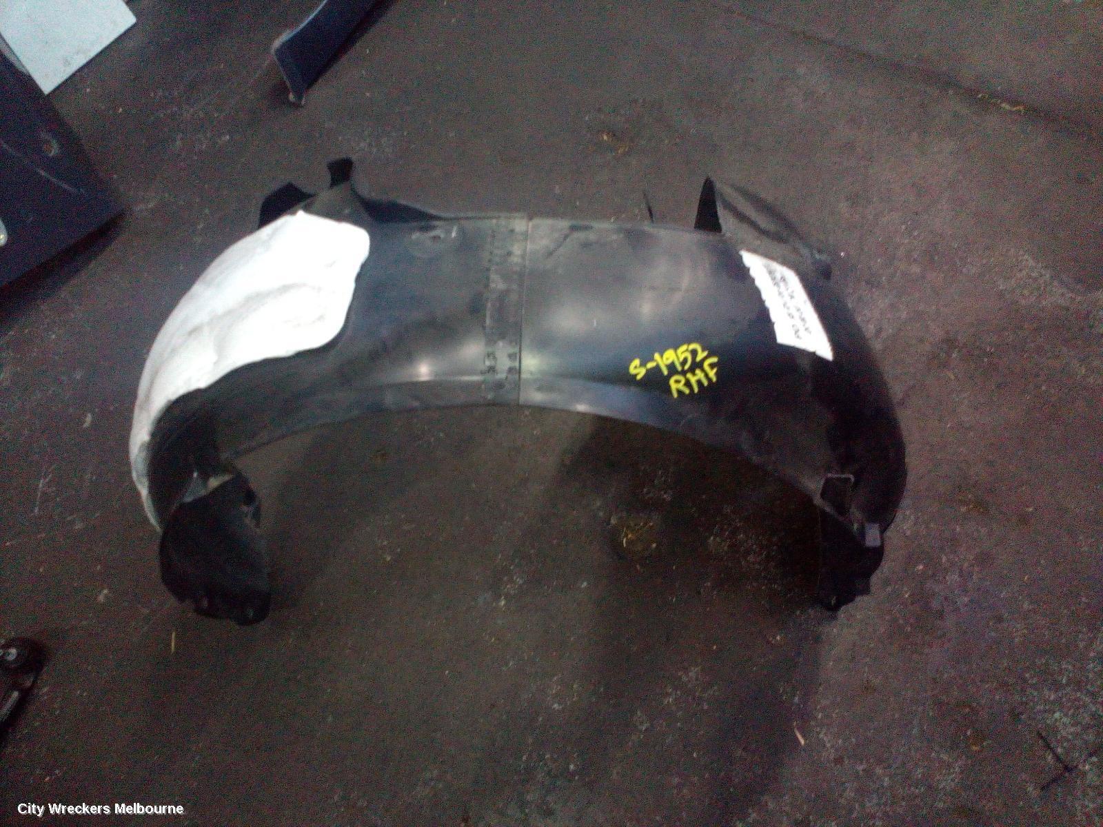 HYUNDAI I30 2021 Right Guard Liner
