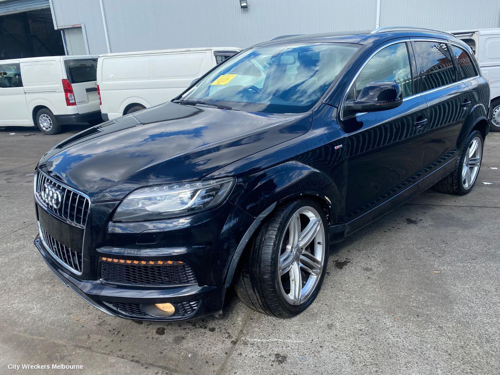 AUDI Q7 2013 Misc