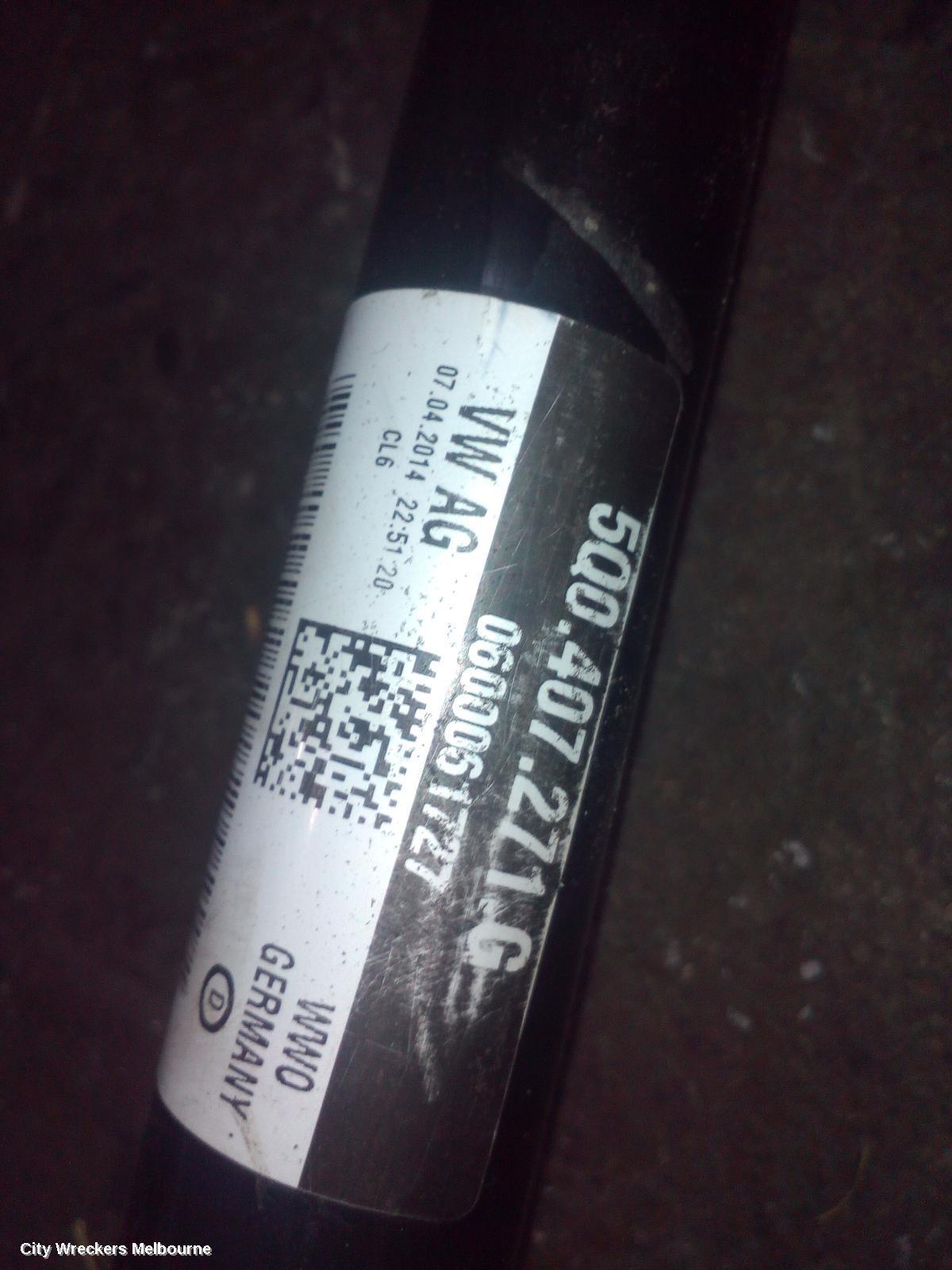 SKODA OCTAVIA 2014 Left Driveshaft