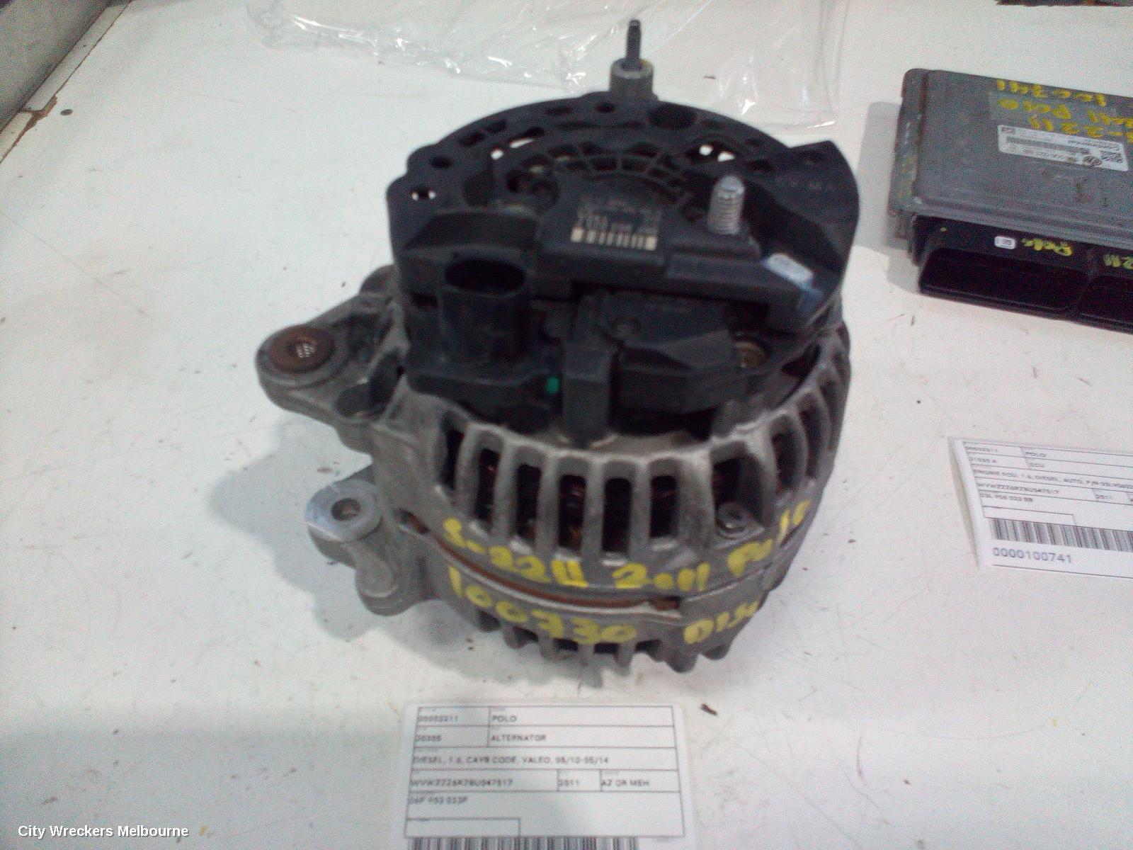 VOLKSWAGEN POLO 2011 Alternator
