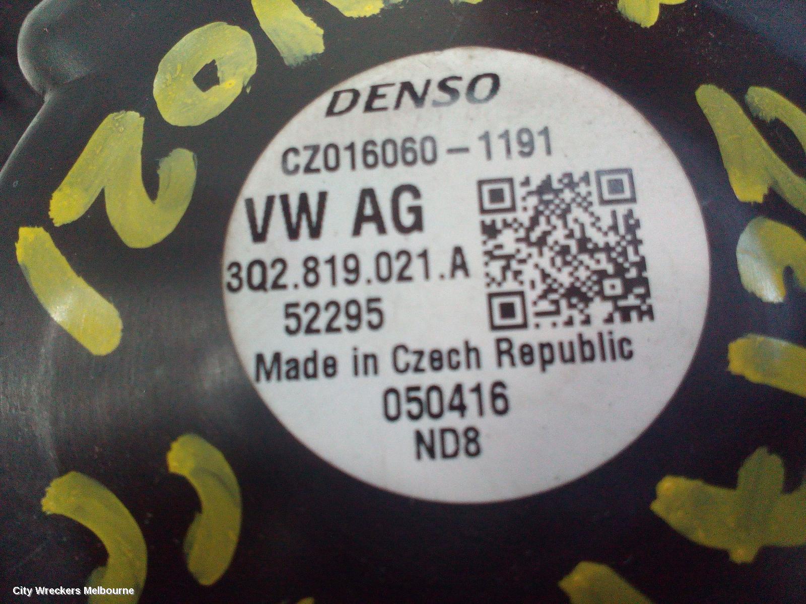 VOLKSWAGEN PASSAT 2017 Heater Fan Motor