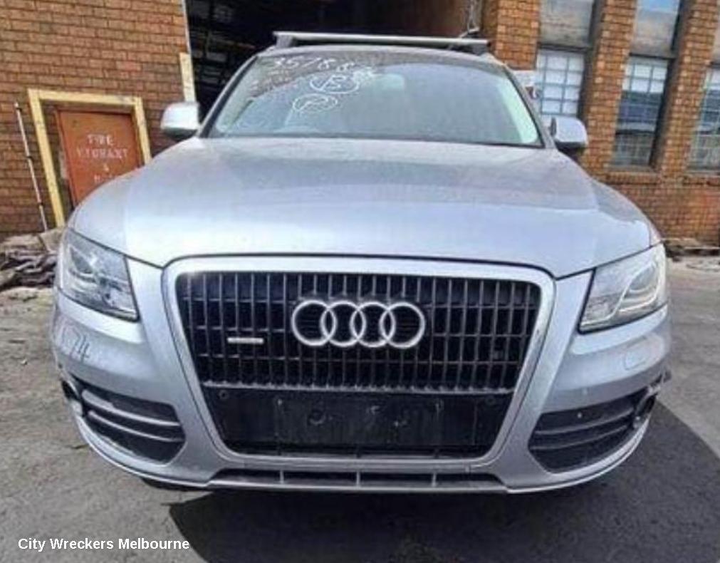 AUDI Q5 2012 Right Indicator/Fog/Side