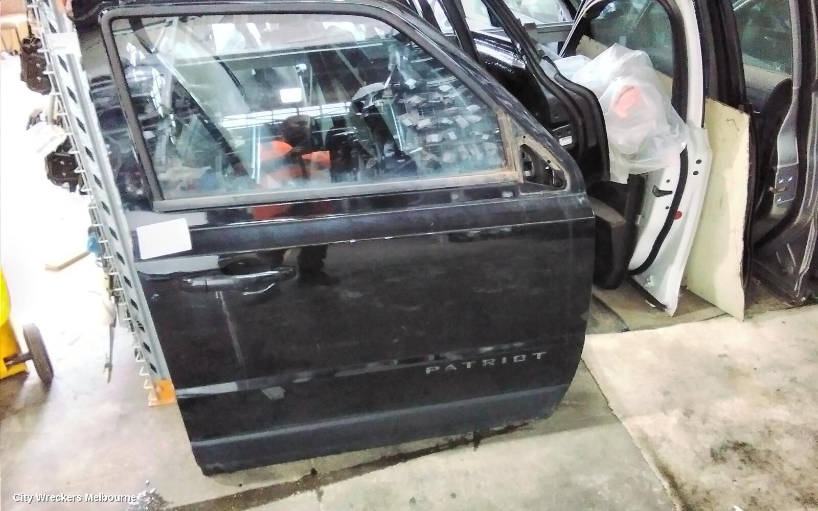 JEEP PATRIOT 2013 Right Front Door