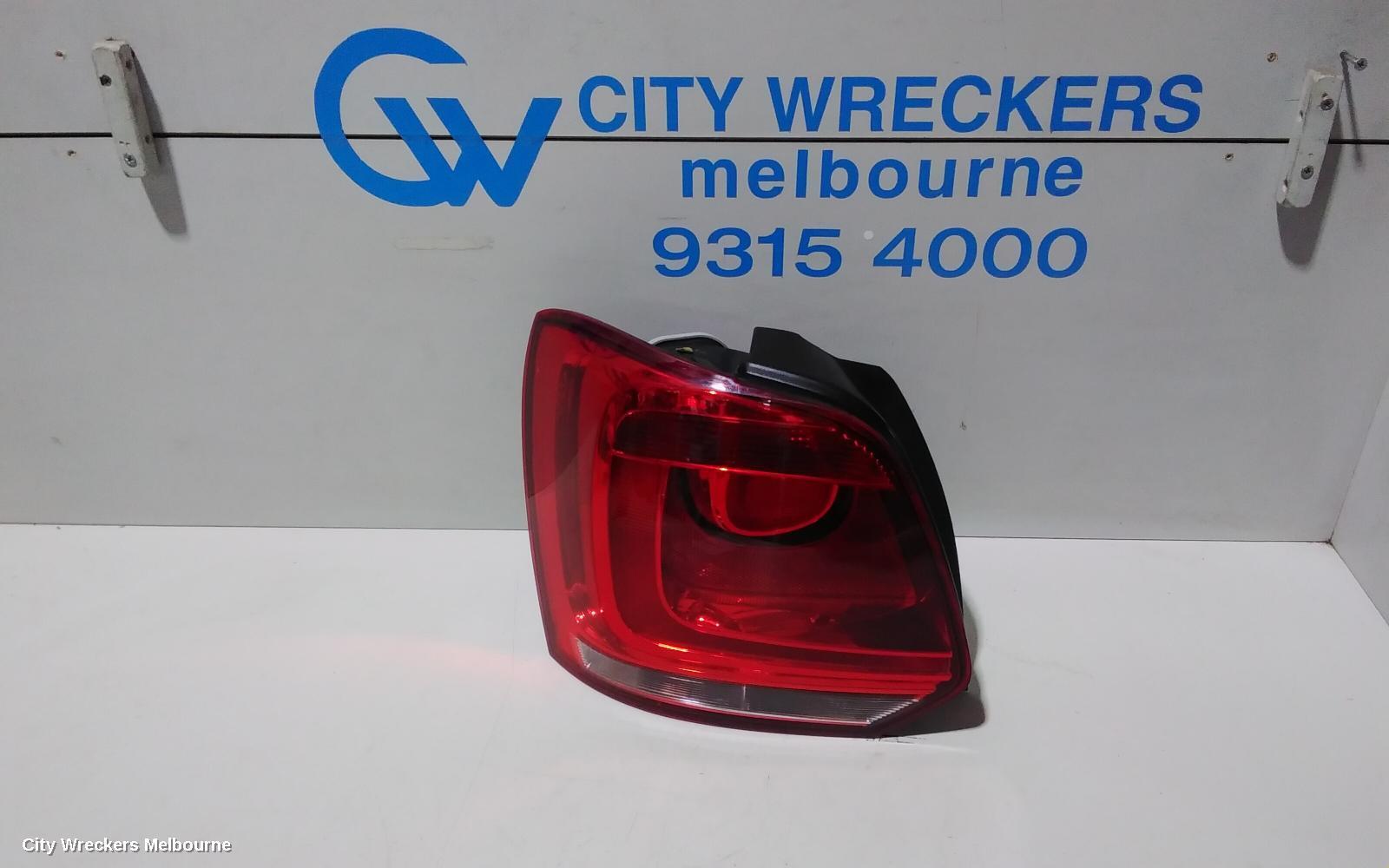 VOLKSWAGEN POLO 2013 Left Door Mirror