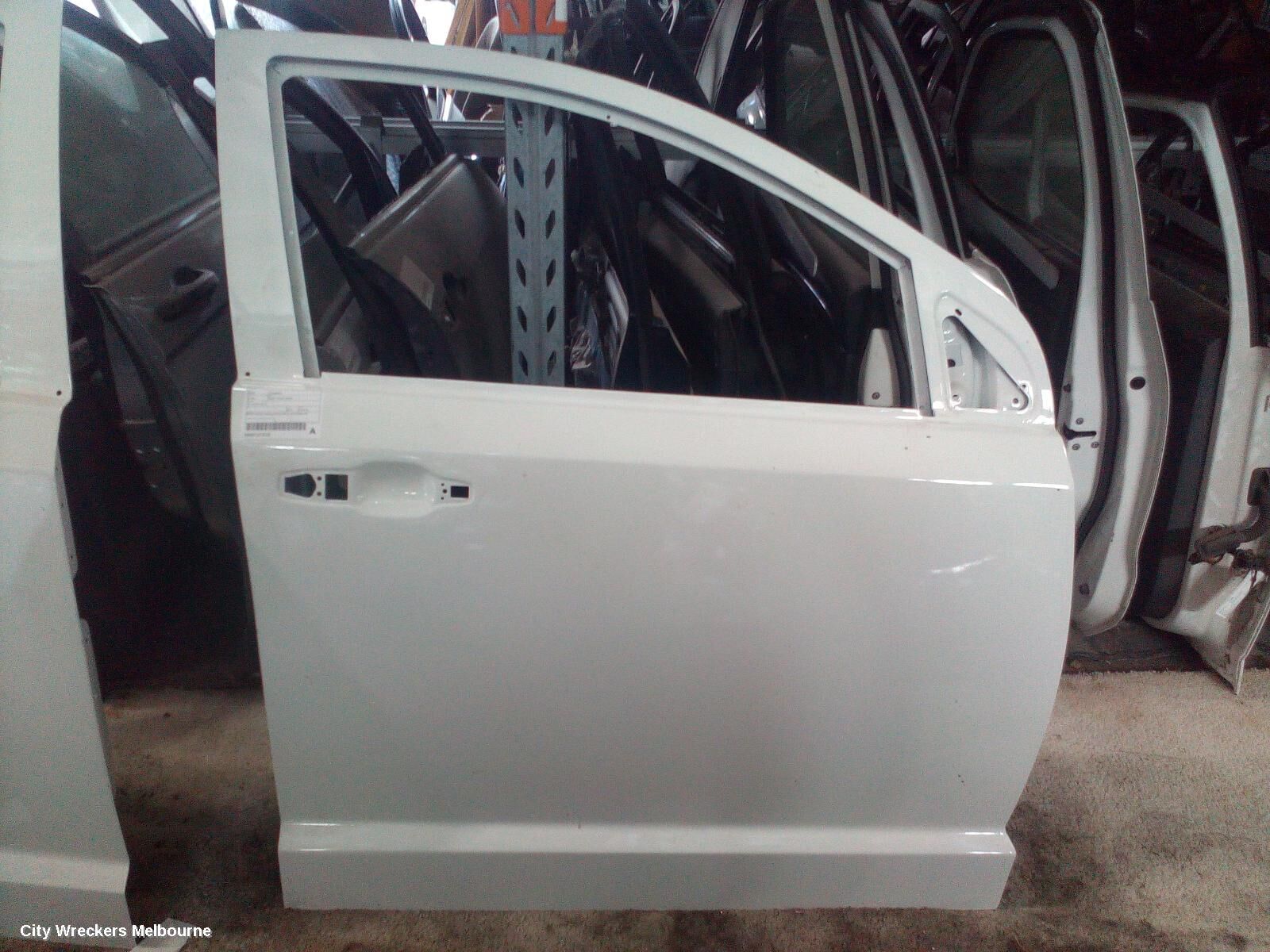 DODGE JOURNEY 2012 Right Front Door