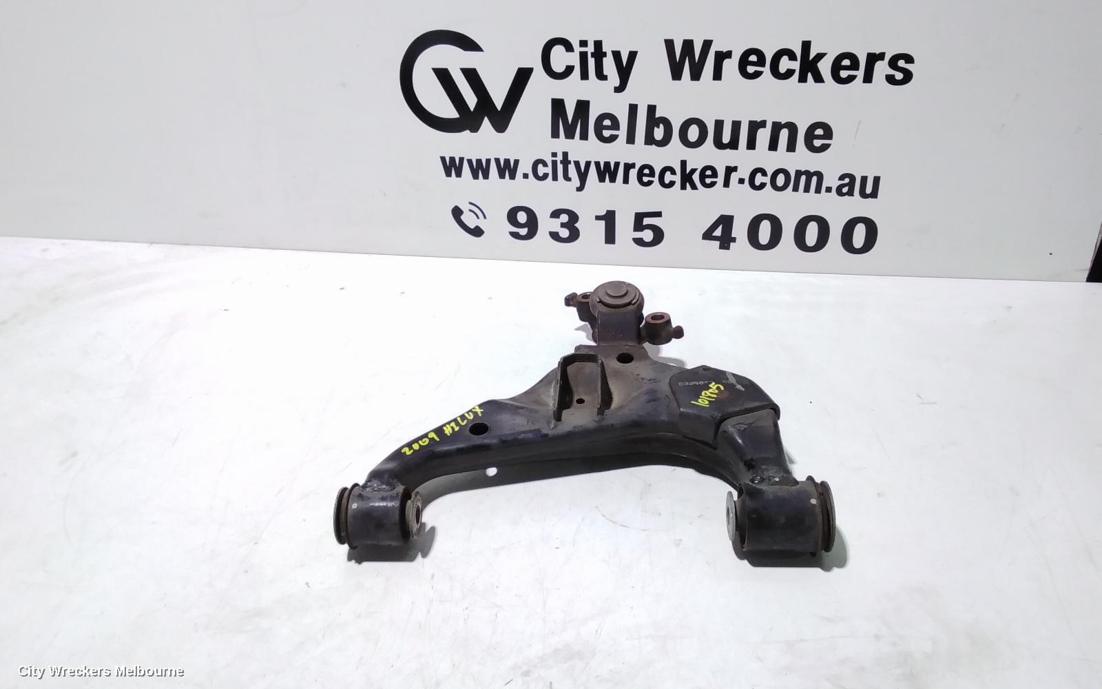 TOYOTA HILUX 2008 Right Front Lower Control Arm