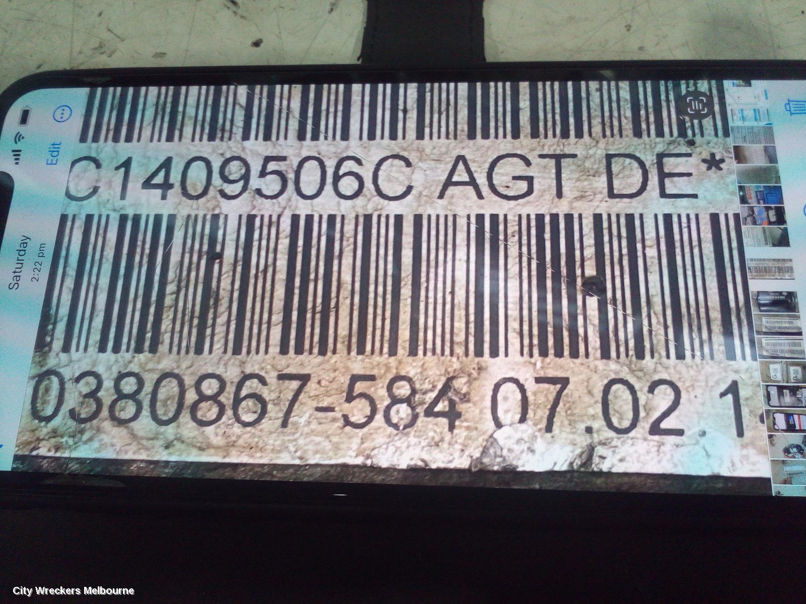 VOLKSWAGEN AMAROK 2015 Differential Centre