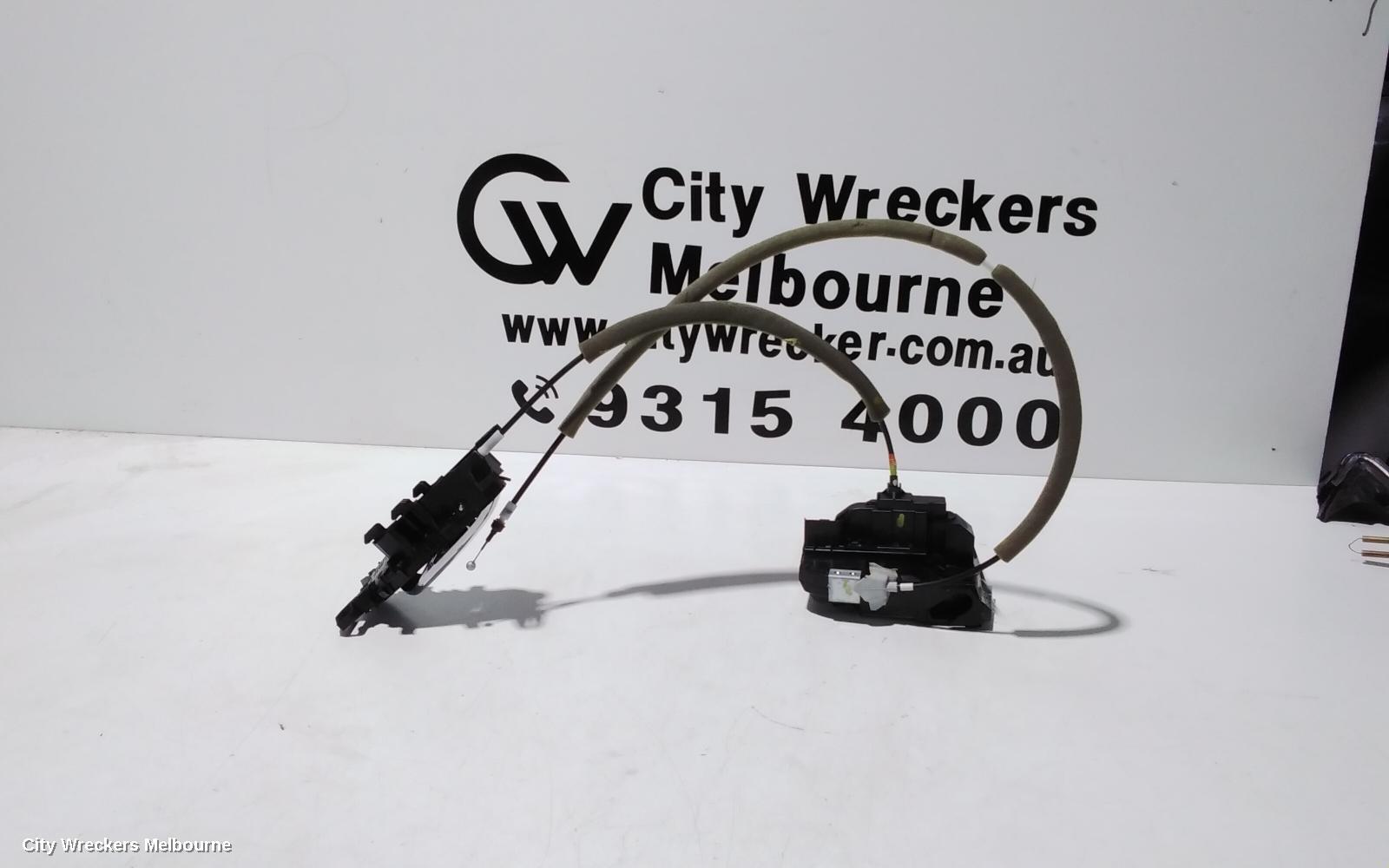 NISSAN QASHQAI 2015 Door/Boot/Gate Lock