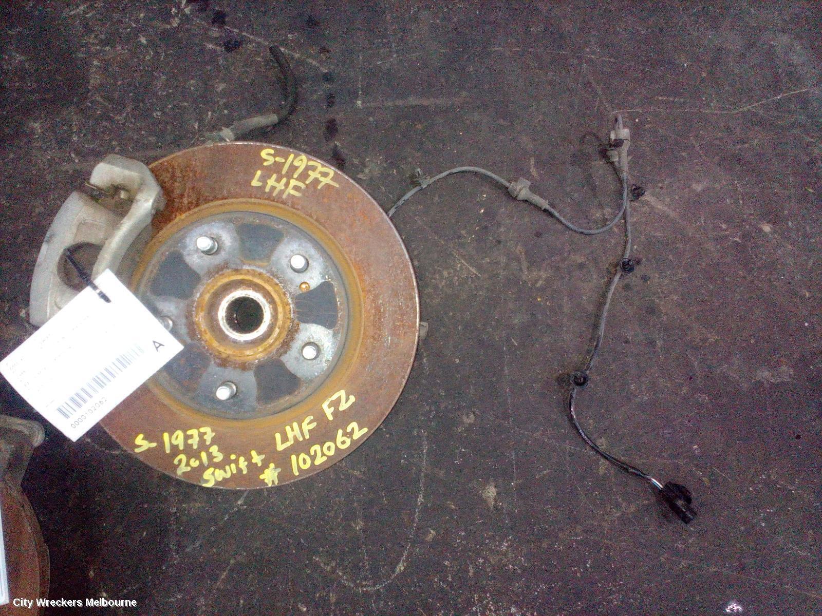 SUZUKI SWIFT 2013 Left Front Hub Assembly