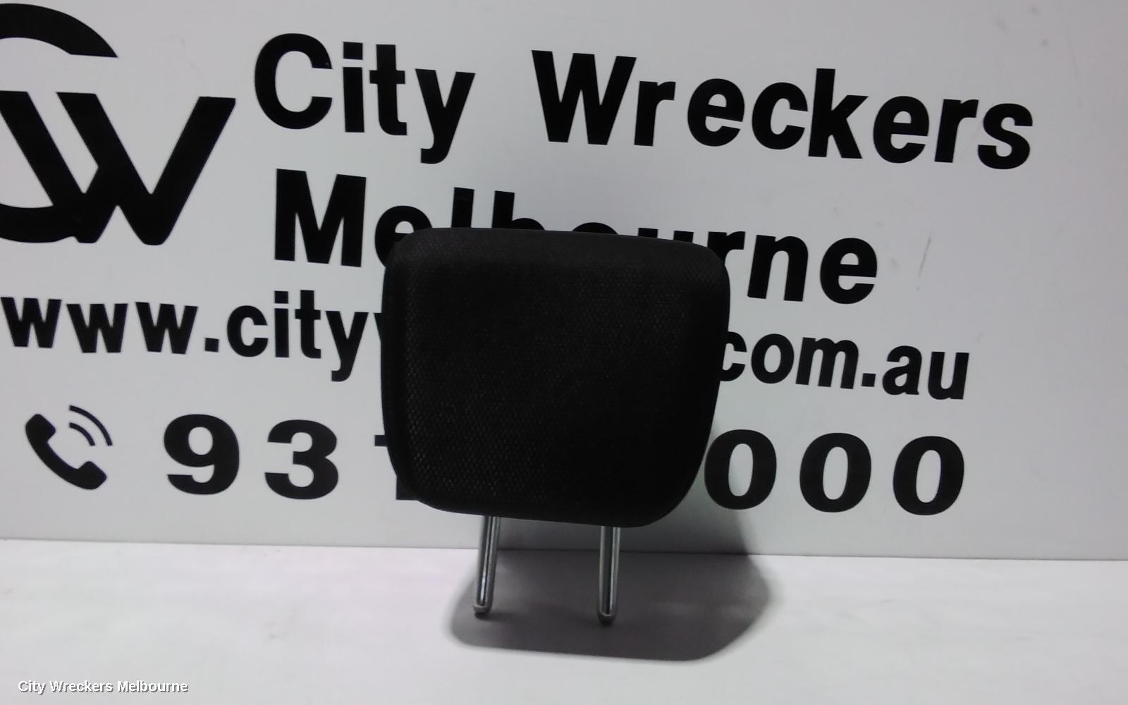 SUZUKI SWIFT 2013 Headrest