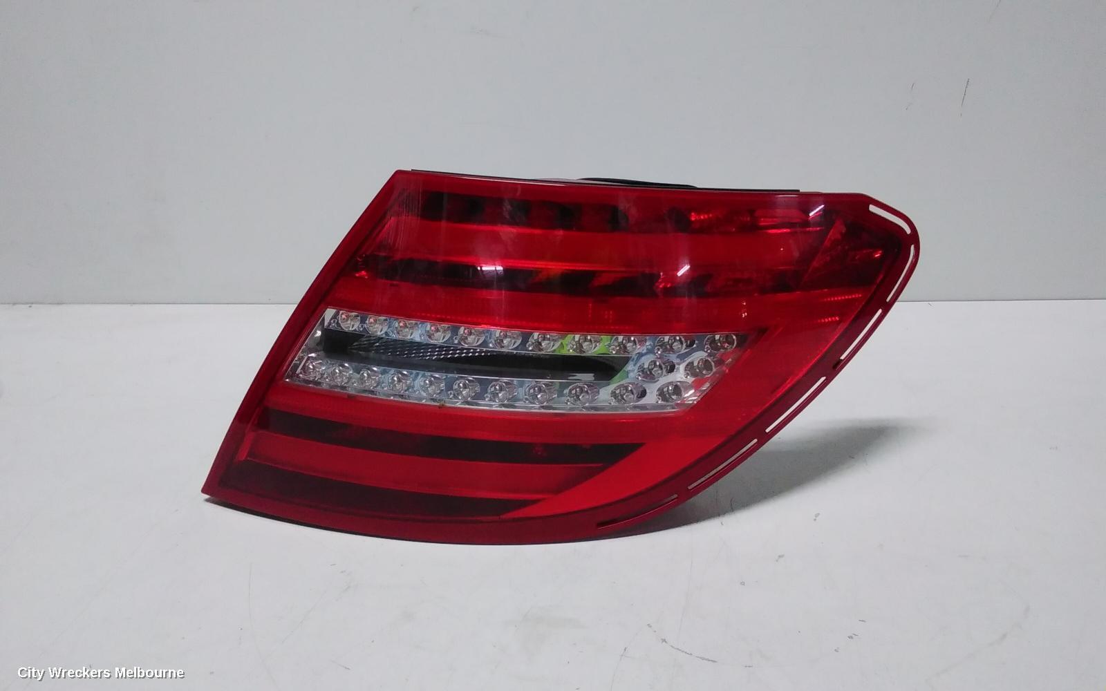 MERCEDES C CLASS 2012 Right Taillight