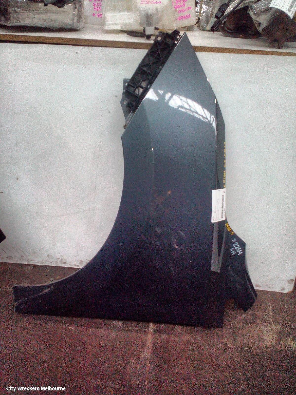 HYUNDAI IX35 2015 Left Guard