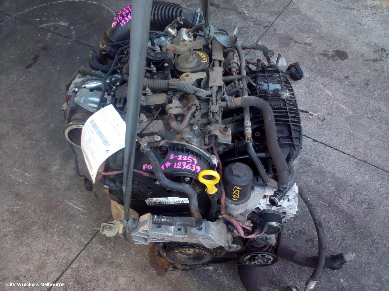 VOLKSWAGEN PASSAT 2016 Engine