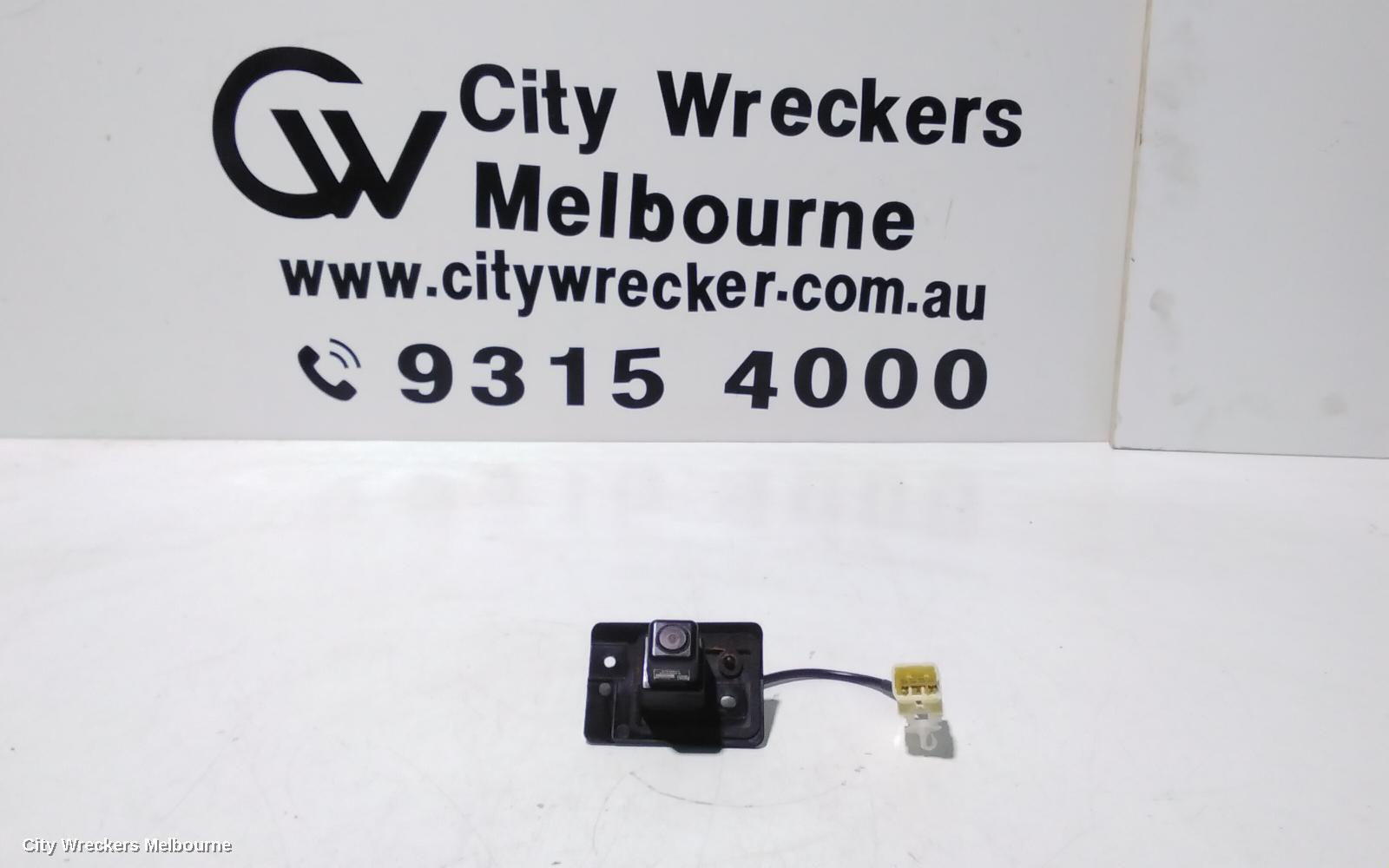MITSUBISHI OUTLANDER 2014 REVERSE_CAMERA