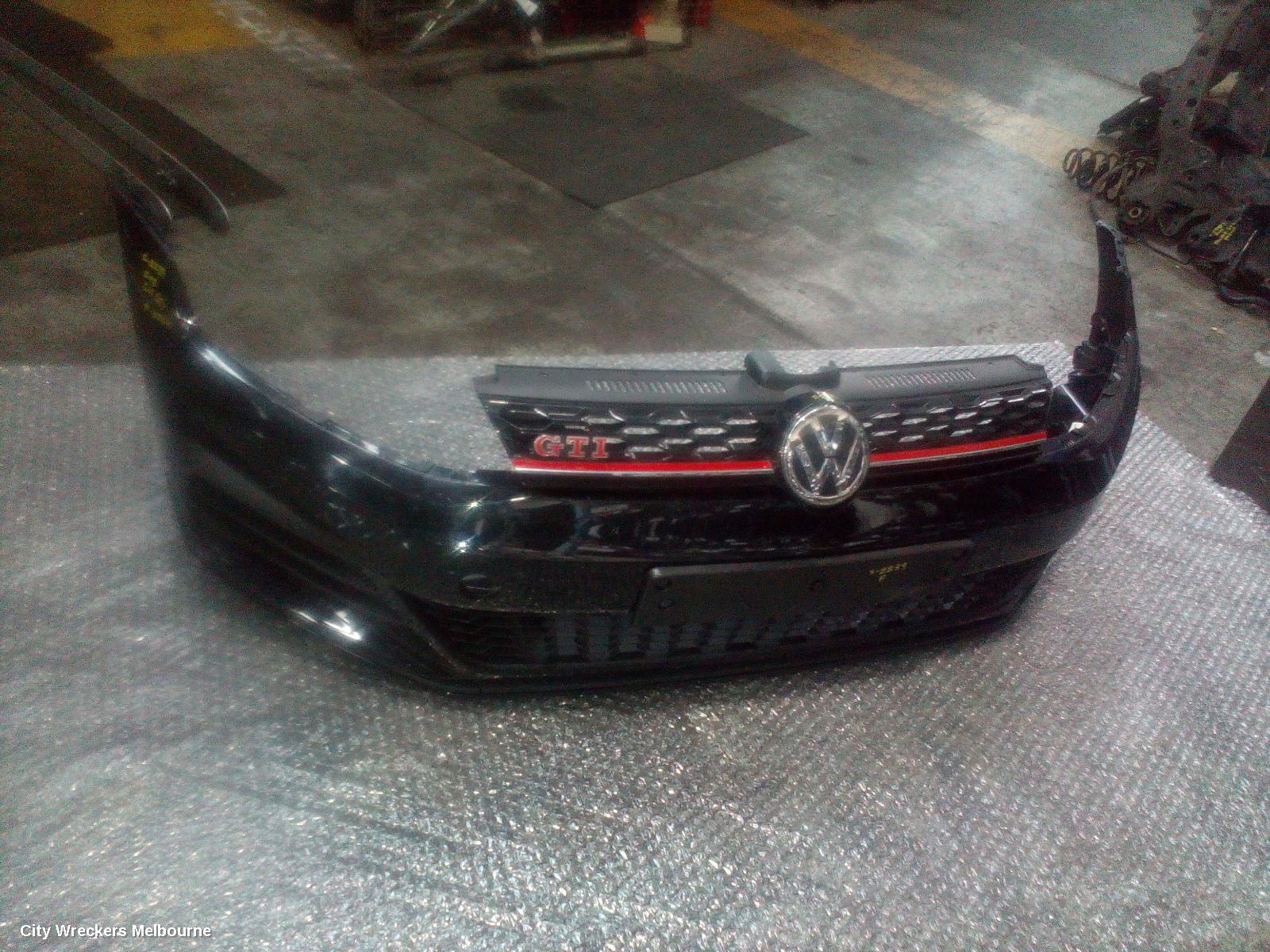 VOLKSWAGEN GOLF 2018 Front Bumper