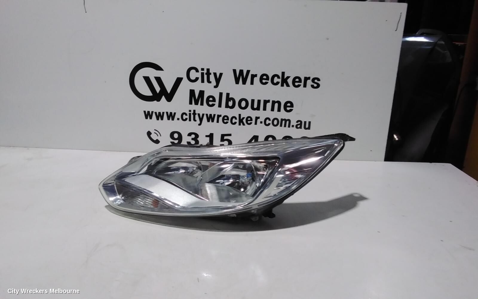 FORD FOCUS 2013 Left Headlamp