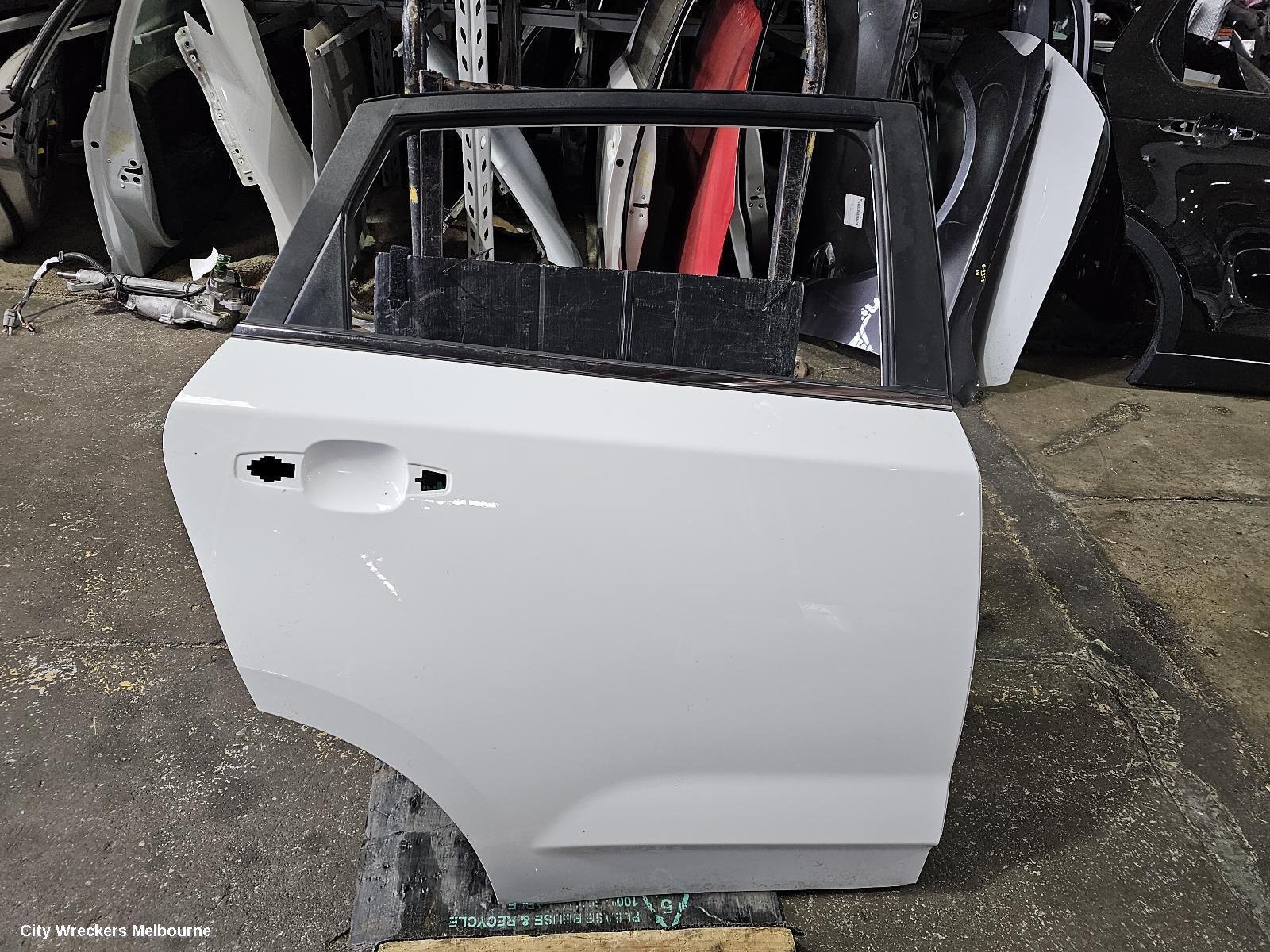 MG GS 2019 RIGHT_REAR_DOOR_SLIDING