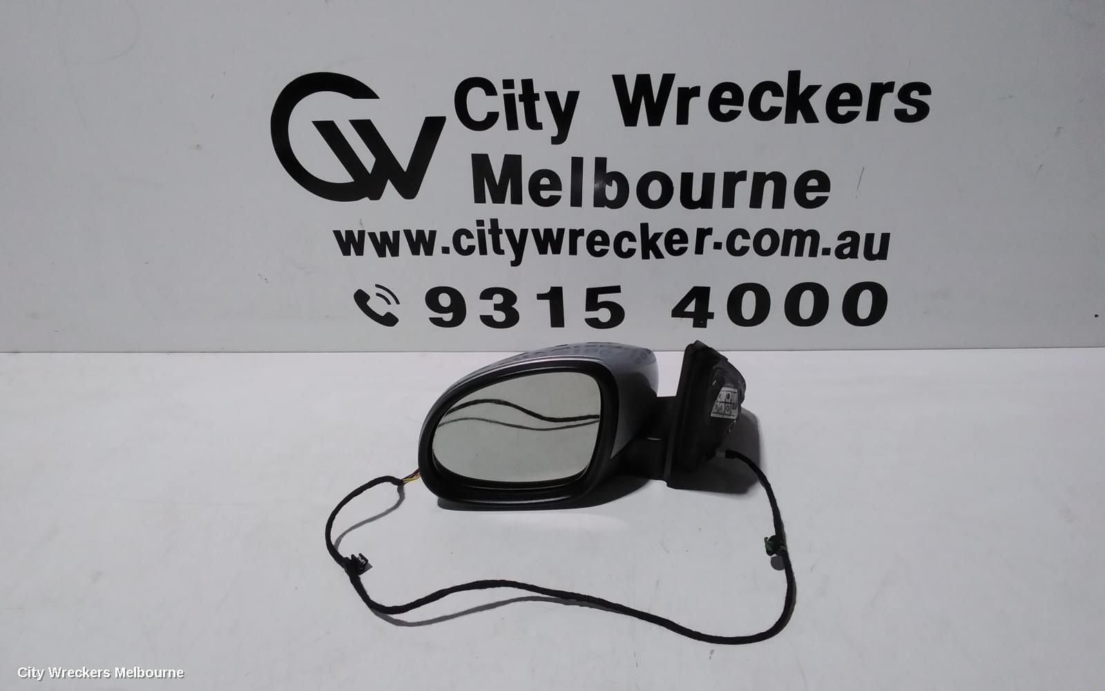 VOLKSWAGEN TIGUAN 2010 Left Door Mirror