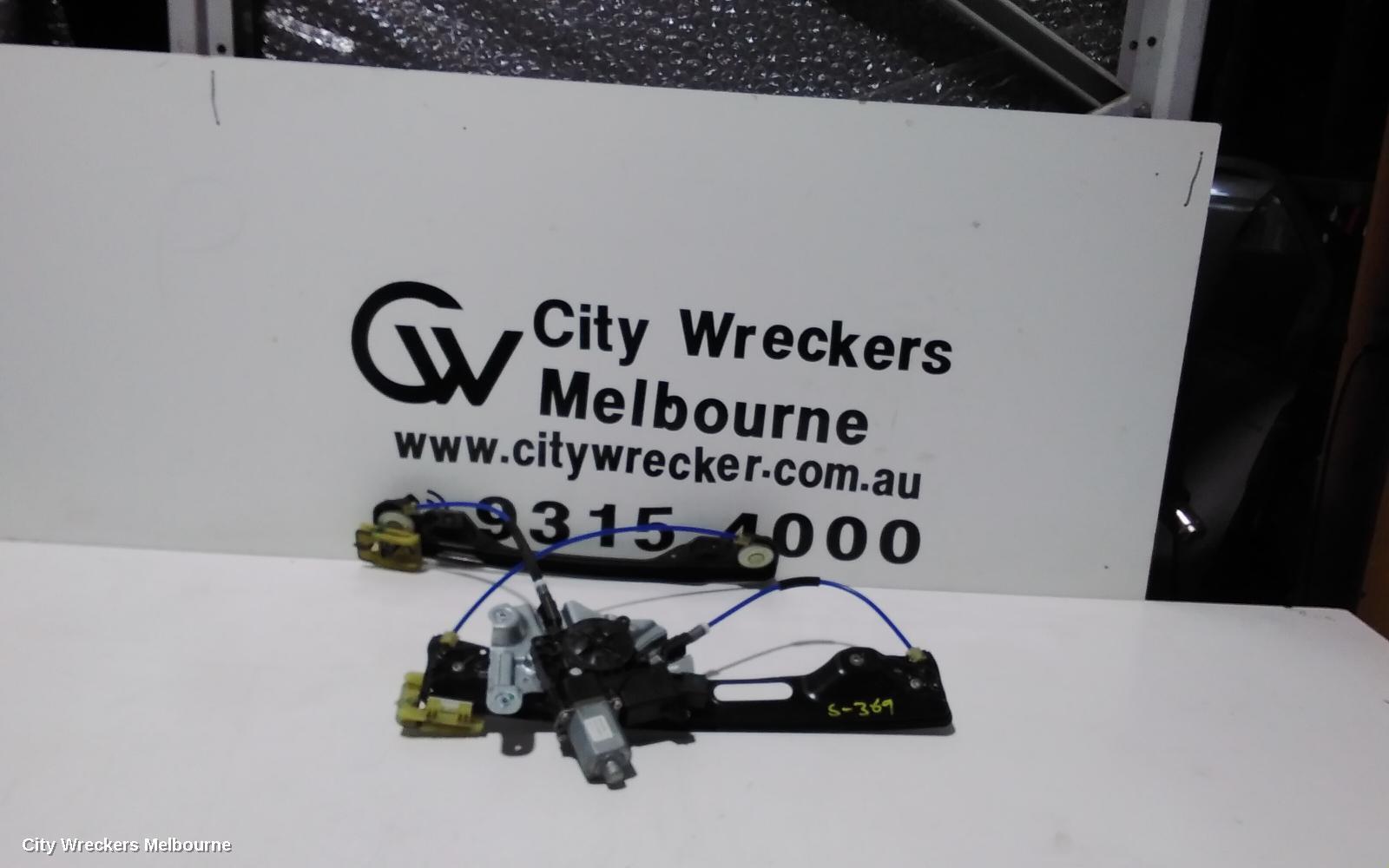 HOLDEN MALIBU 2016 Right Front Window Reg/Motor