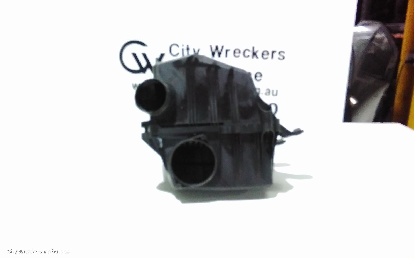 FORD TERRITORY 2013 Air Cleaner/Box