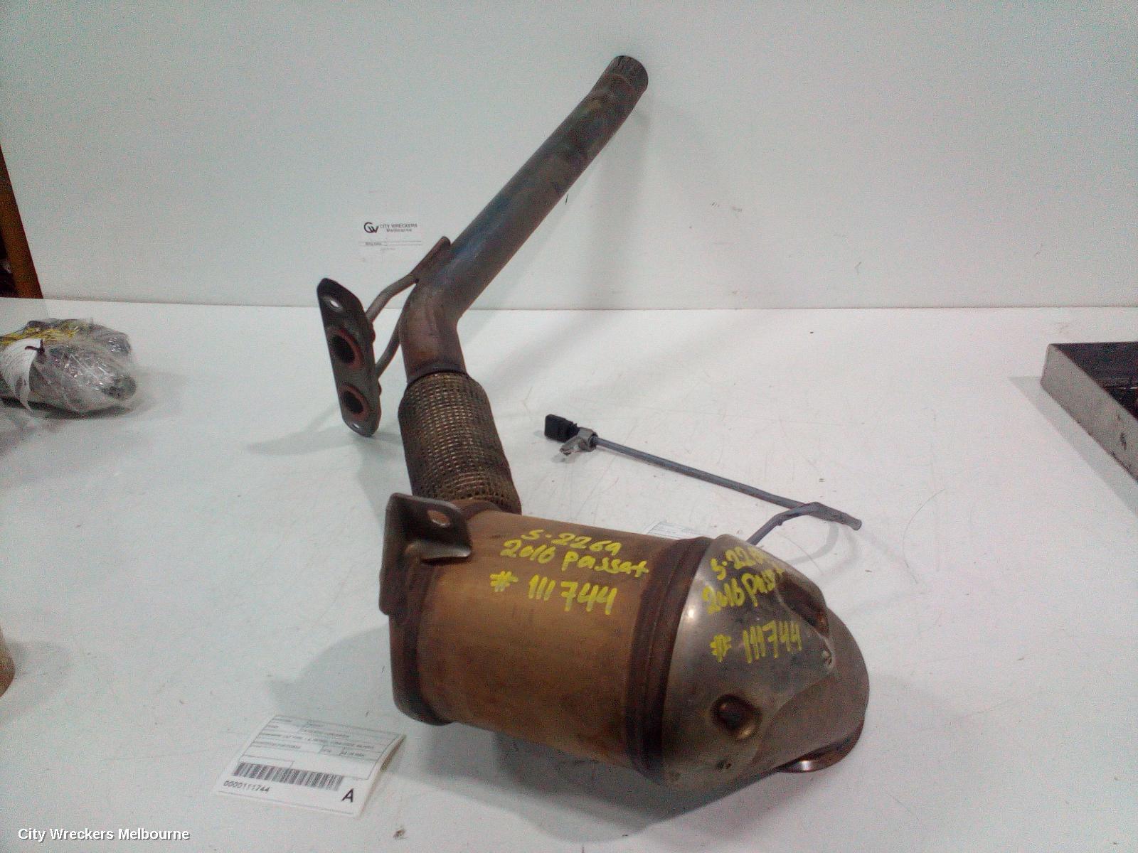 Direct Fit Catalytic Converter For VW Passat 2.8L 1998-2005 Automatic - All Star 55390