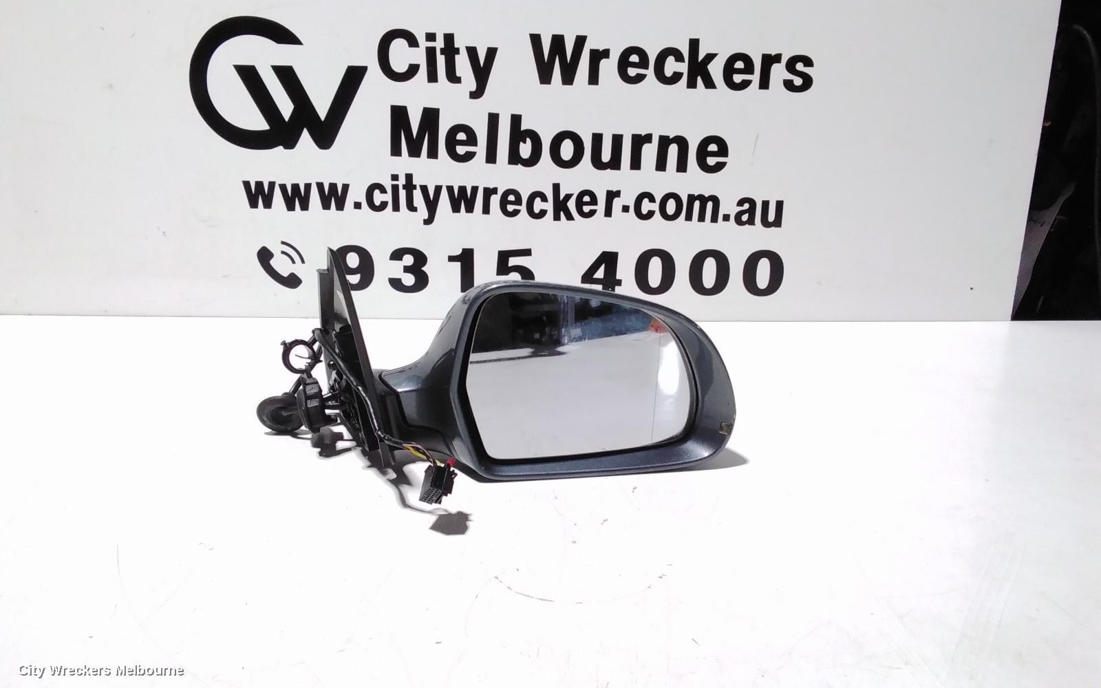 AUDI Q3 2013 Right Door Mirror