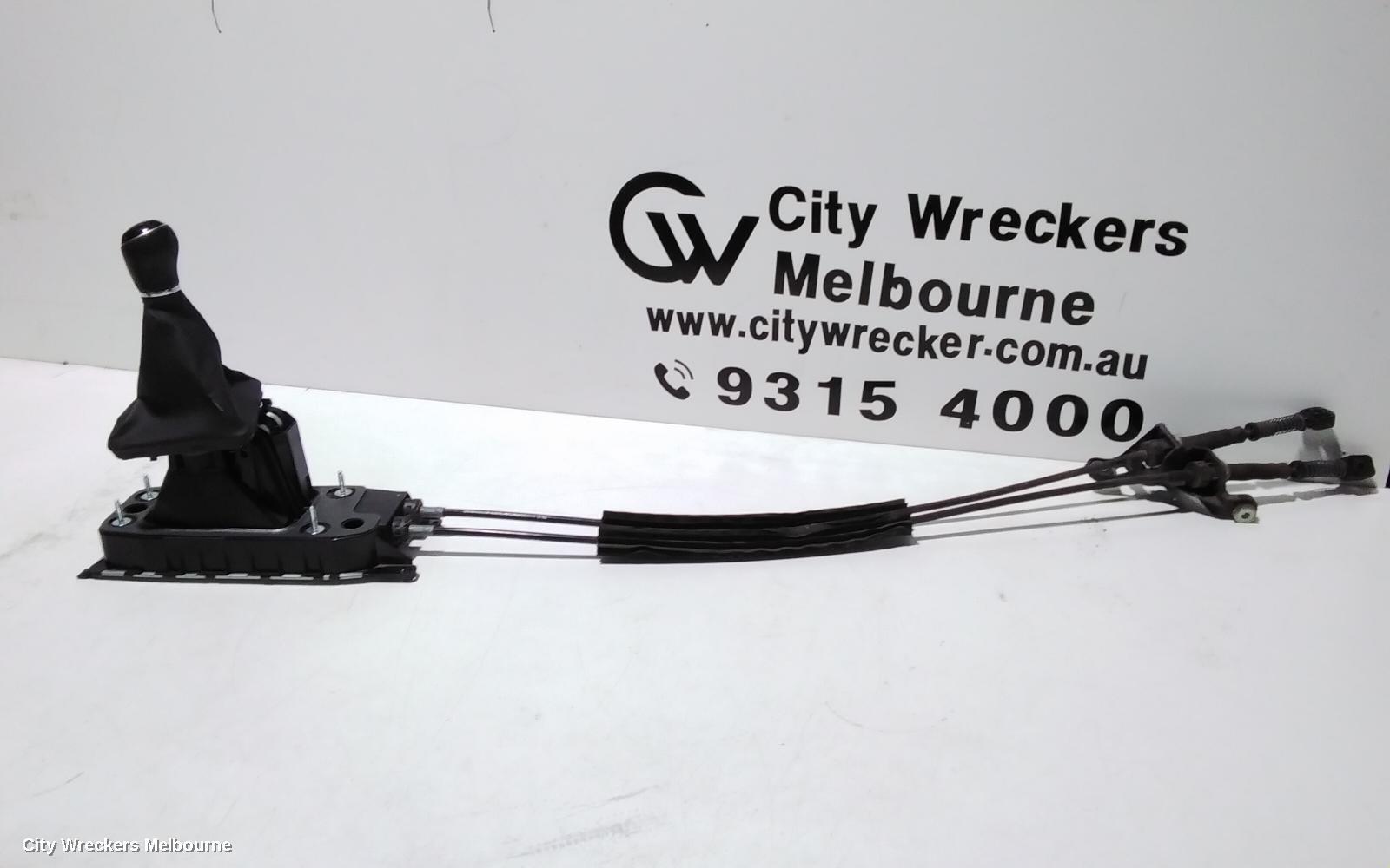 VOLKSWAGEN GOLF 2014 Gear Stick/Shifter