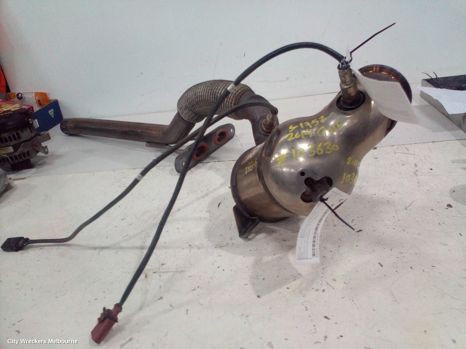 VOLKSWAGEN GOLF 2014 Catalytic Converter