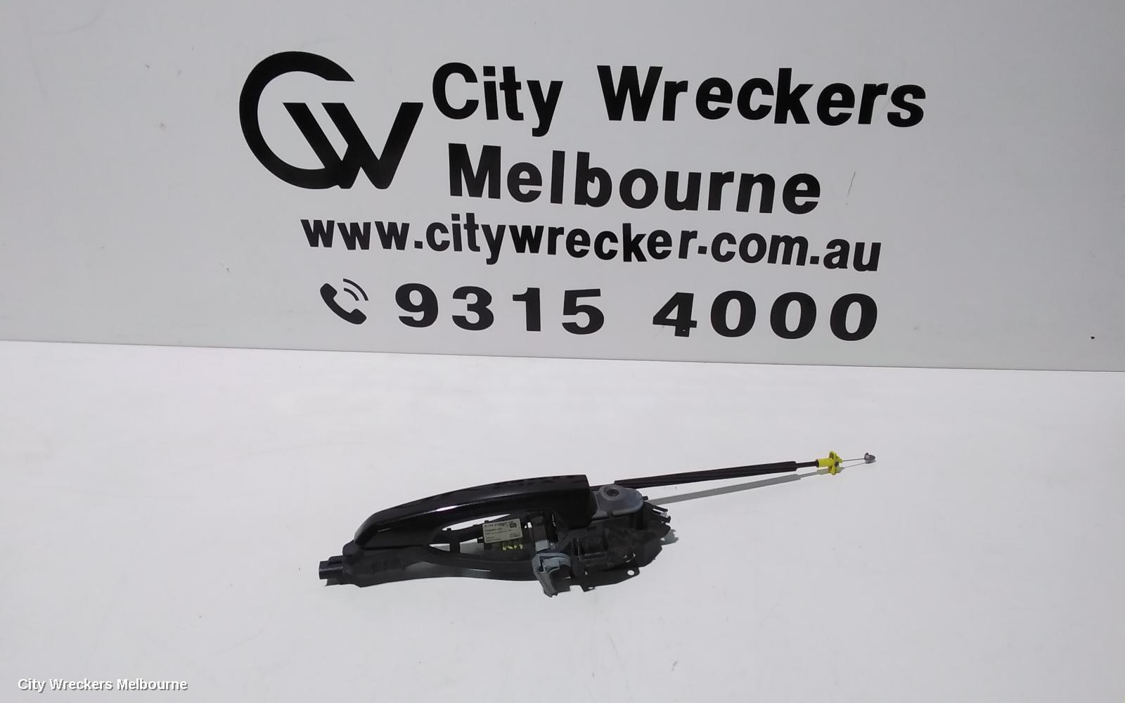 LAND ROVER RANGEROVER EVOQUE 2015 Door Handle