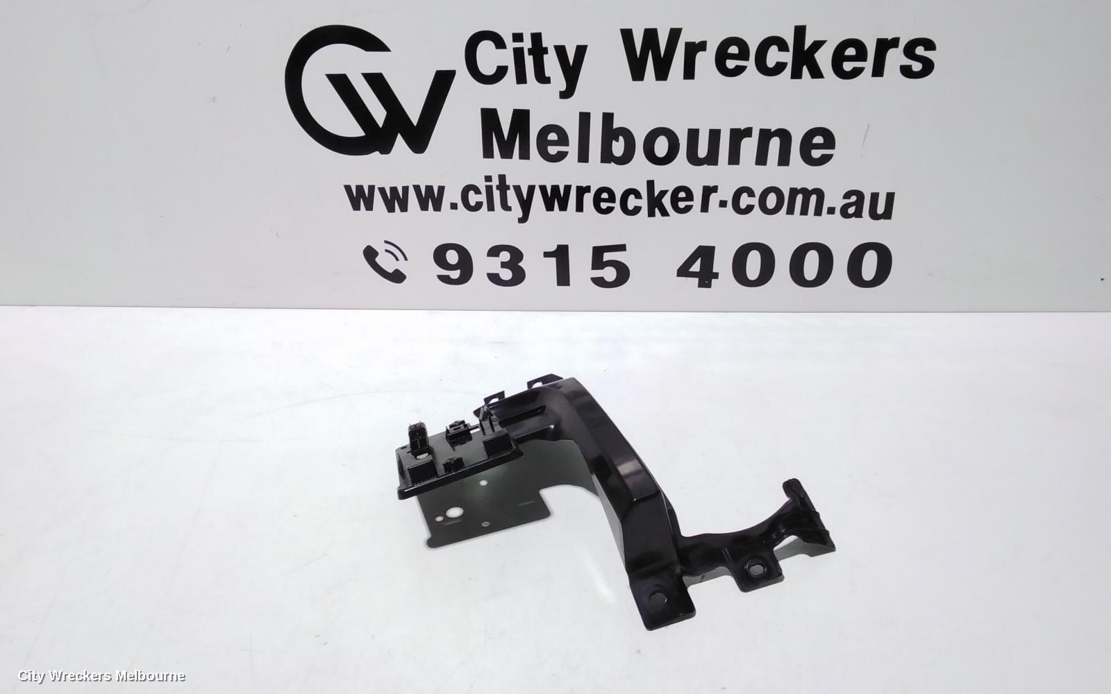 LAND ROVER RANGEROVER EVOQUE 2015 Misc Bracket