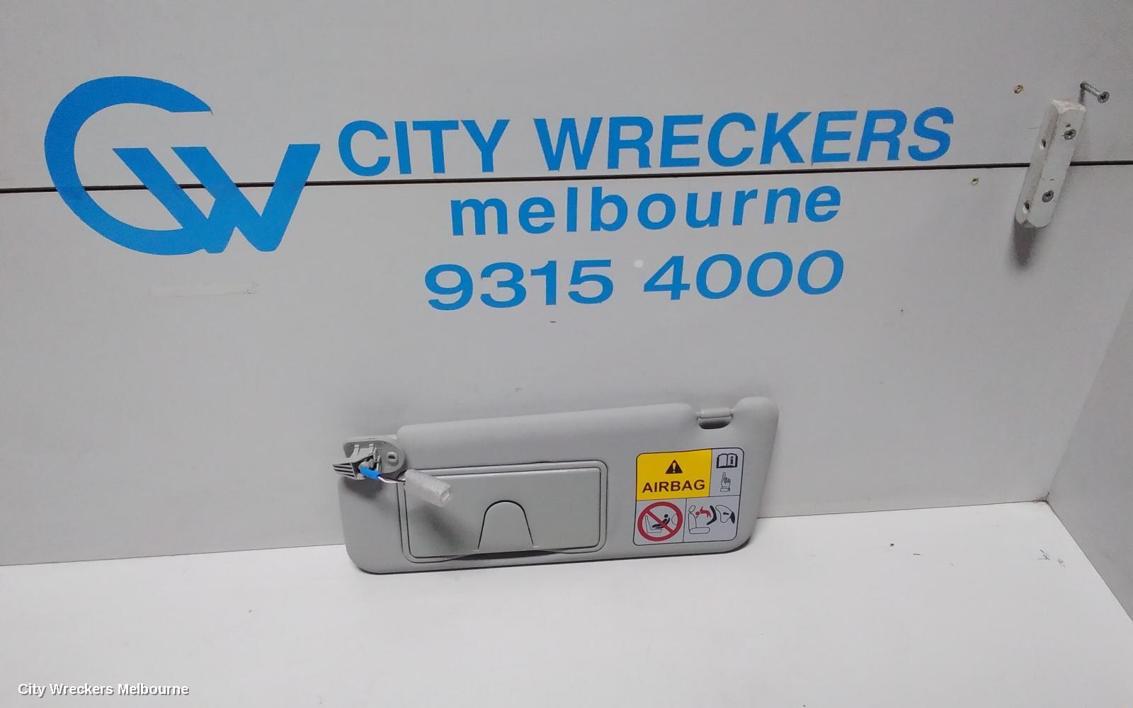 SUZUKI VITARA 2018 Sunvisor