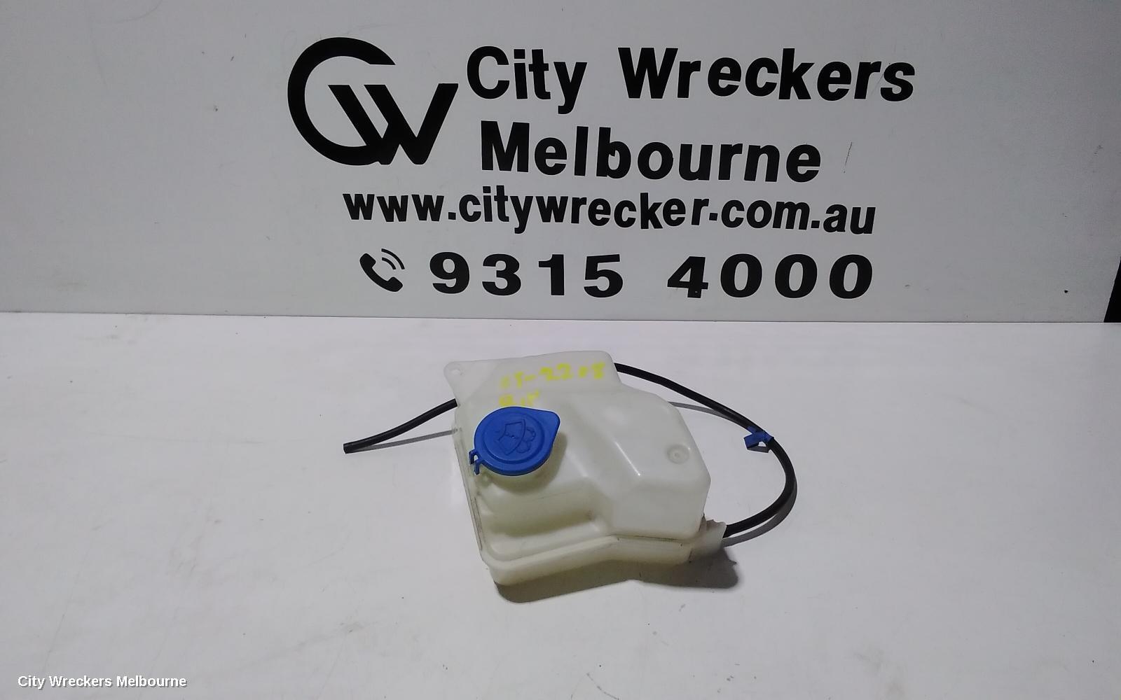 LAND ROVER RANGEROVER SPORT 2015 Washer Bottle