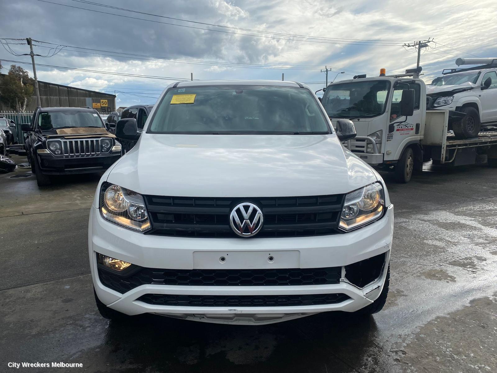 VOLKSWAGEN AMAROK 2017 LOWER_ENGINE_SPLASH_TRAY