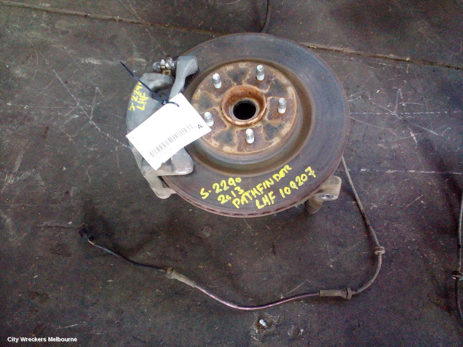 NISSAN PATHFINDER 2013 Left Front Hub Assembly