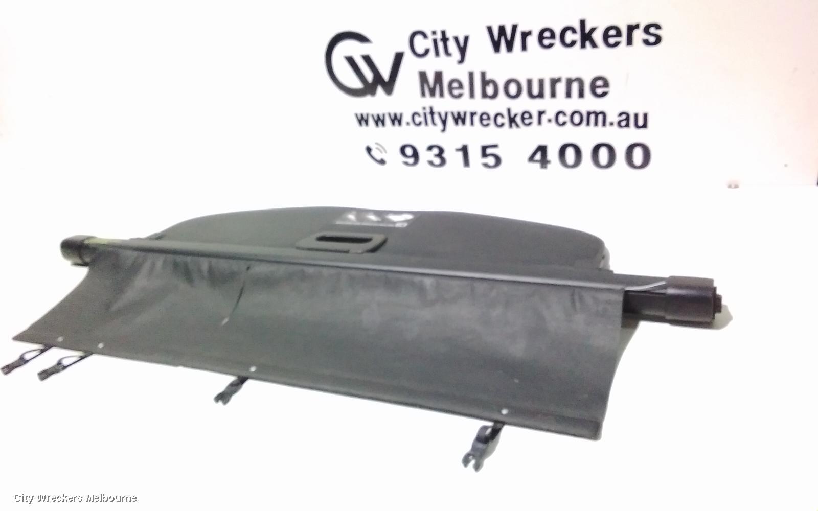 JEEP CHEROKEE 2014 Parcel Shelf