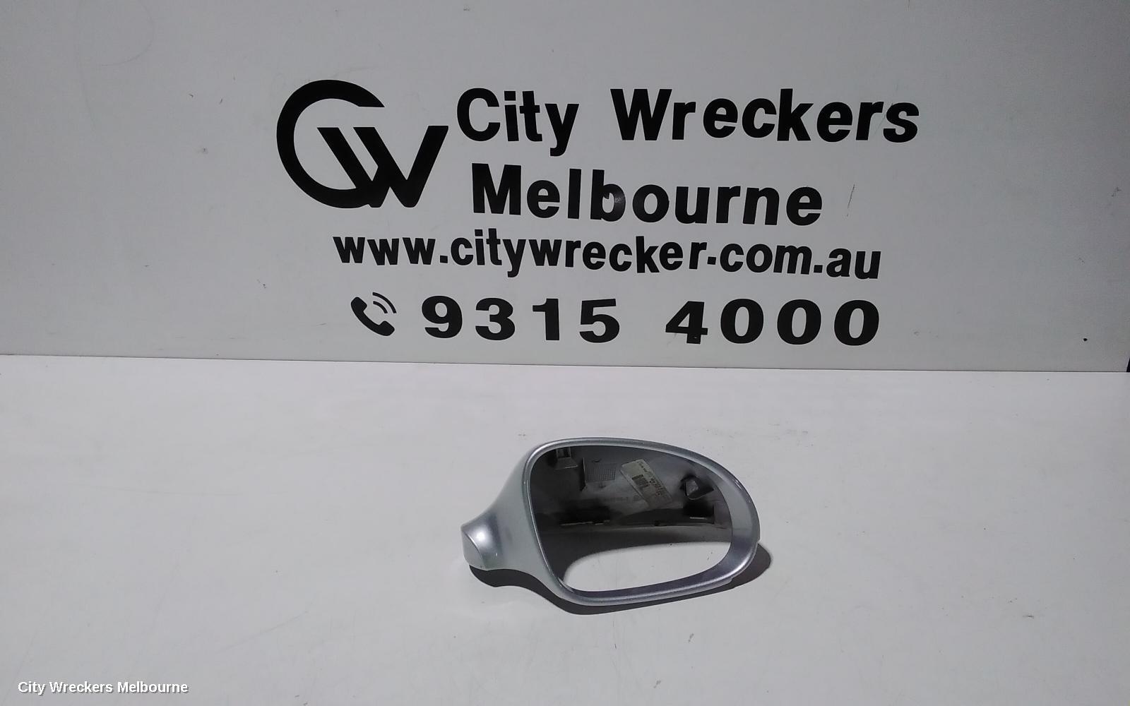VOLKSWAGEN PASSAT 2007 Right Door Mirror