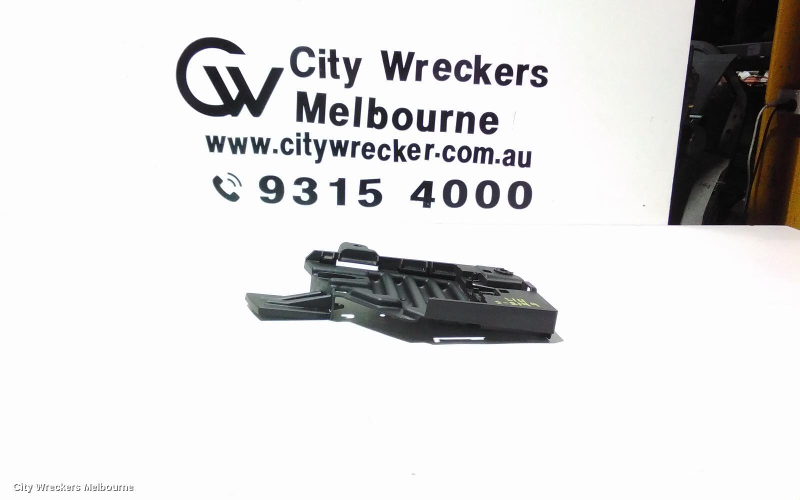 LAND ROVER DISCOVERY SPORT 2015 Misc Bracket