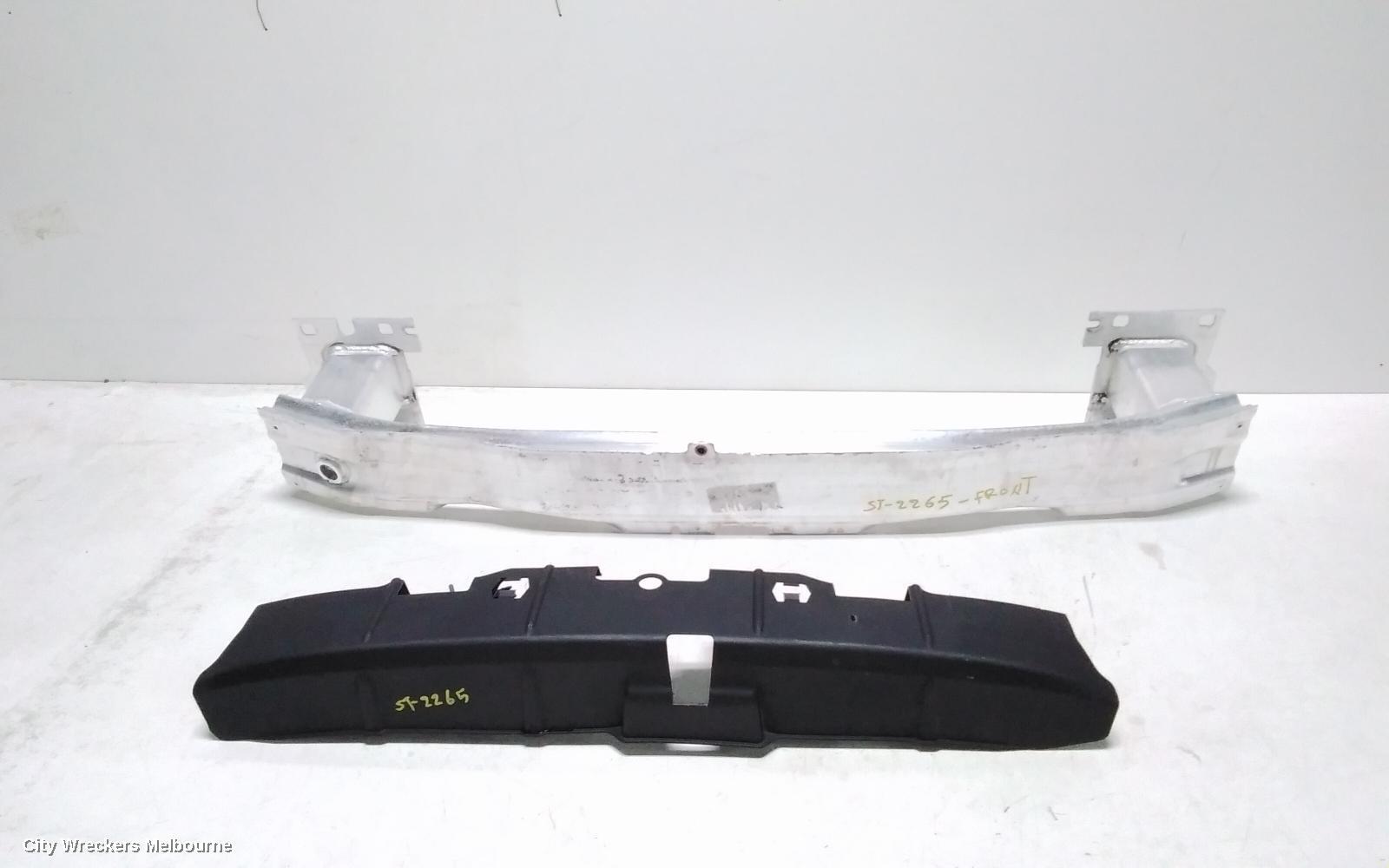 AUDI A3 2015 F/Bar Reinforc/Brack