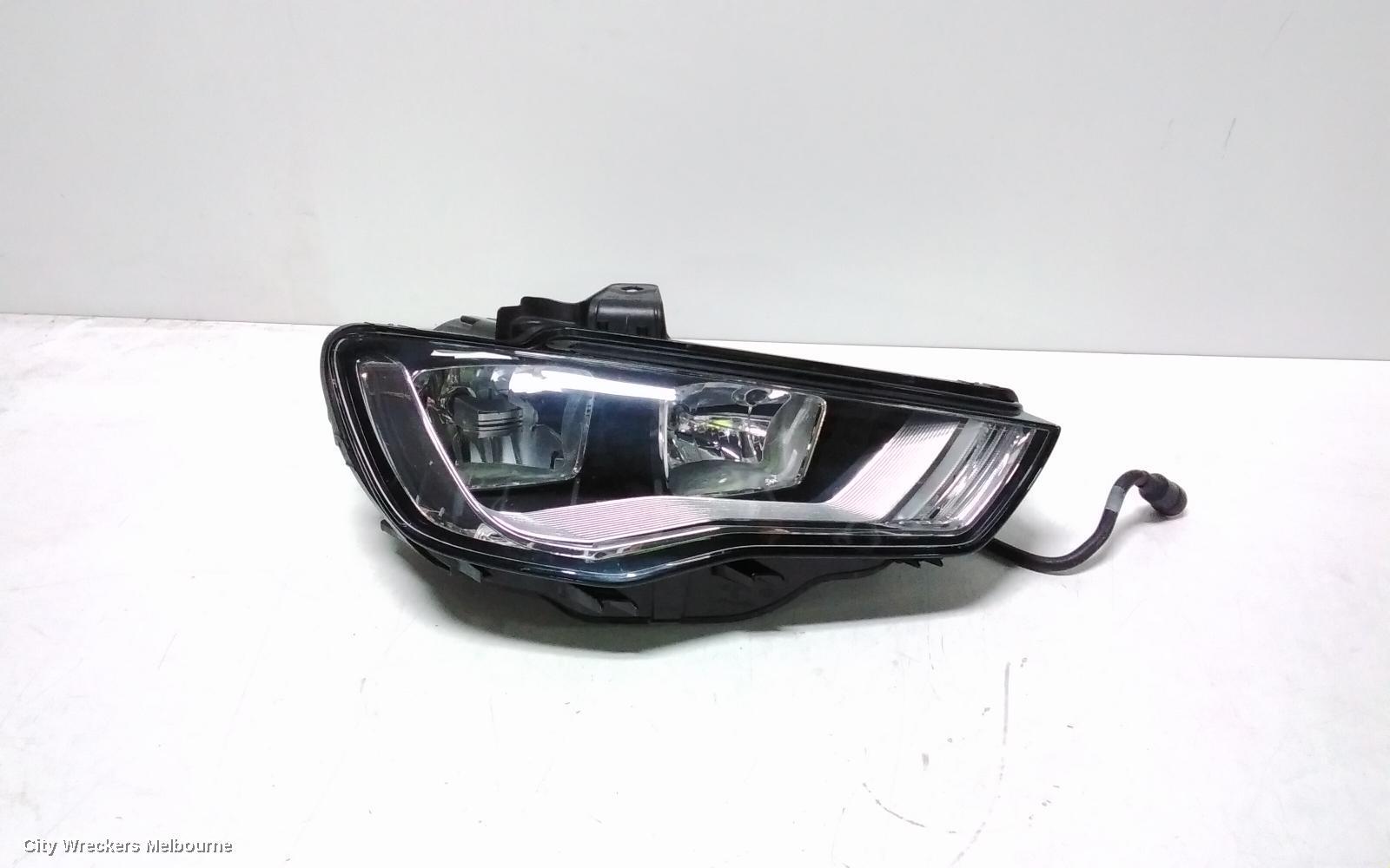 AUDI A3 2015 Right Headlamp